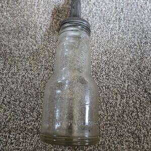 Antique MARQUETTE MFG CO. 1Qt Oil Bottle BM&Co. St Paul MN #12 w Metal Spout Lid